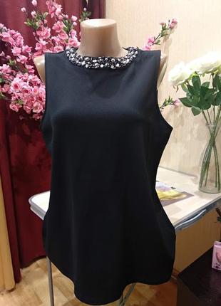 Нарядная блузка с камнями next