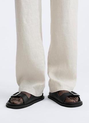 Кожаные сандалии с пряжками7 фото
