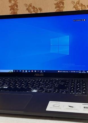 Ноутбук asus