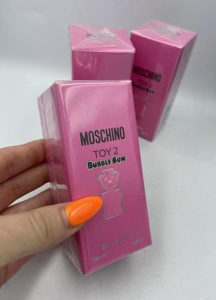 Toy 2 bubble gum от moschino