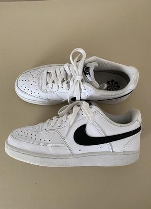 Кросівки nike