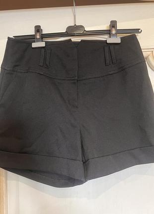 Шорти класичні