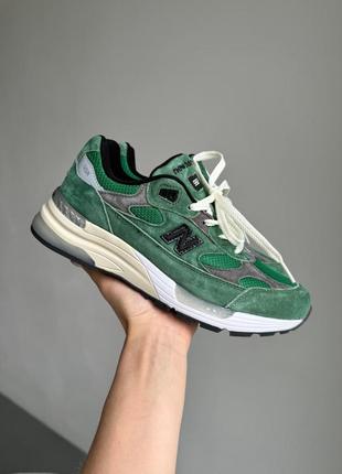 Мужские кроссовки new balance 992 greenнтерес зеленого цвета