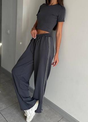 Спортивный костюм под adidas / штаны и топ спортивные / комплект спортивный костюм с полосками спортивный / есть обмен / стильный новый спорт костюм