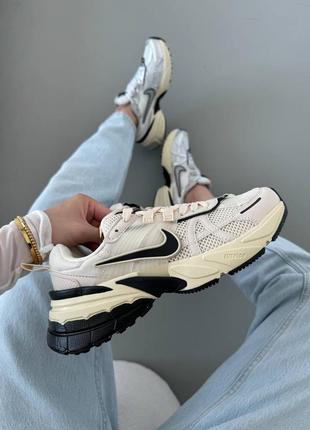 Трендовые кроссовки nike