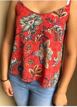 Яркий женственный топ майка на бретелях от бренда papay petite