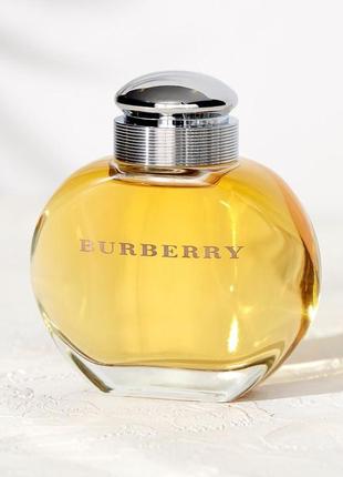 Парфуми Яркий кожаный пиджак burberry