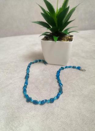 Намисто з апатиту та бісеру.