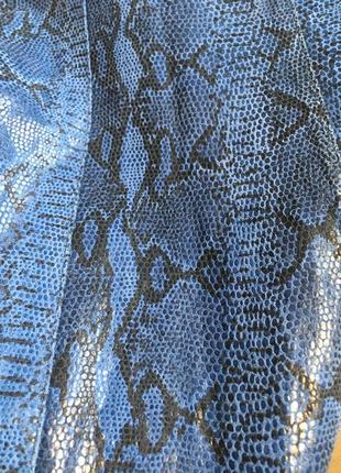 Шкіряний синій в зміїний принт піджак