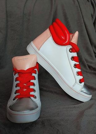 Кроссовки скетчерс (sketchers) большого размера в идеальном состоянии