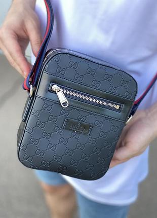 Чоловіча шикарна якісна та стильна  сумка месенджер з еко шкіри чорна в брендовій коробці