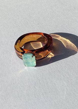 Кольцо с камешком акриловое кольцо р 18.5 прозрачное кольцо