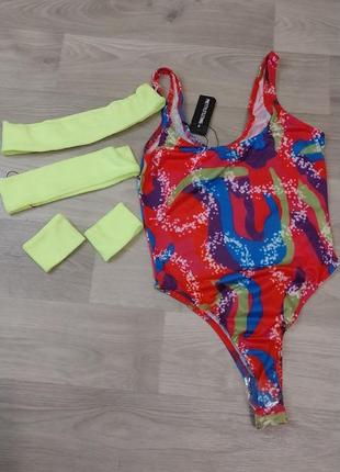Купальник женский спортивный с напульсниками и повязкой