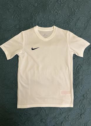 Nike тренировочная футболка