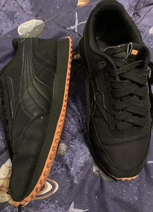 Кросівки puma 2
