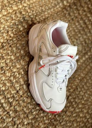 Adidas falcon 2000 white hotsell