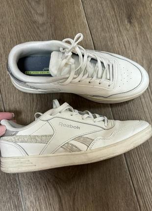 Женские повседневные кроссовки reebok royal techque t