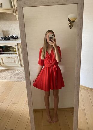 Красивое красное платье ❤️