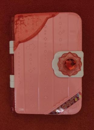 Детский набор для макияжа hollyhi