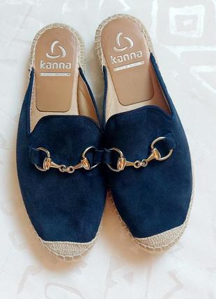 Нові стильні темно- сині мюлі,шльопки,еспадрильї, сабо