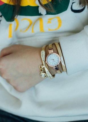 Женские кварцевые часы браслет cl avia золотые с кожаным ремешком2 фото