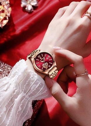 Женские кварцевые золотые часы poedagar present со стальным регулируемым ремешком9 фото