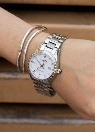 Жіночий механічний годинник carnival luiza срібний з регульованим ремінцем зі сталі та сапфіровим склом8 фото