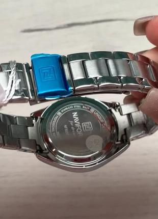 Женские кварцевые серебряные часы naviforce lima со стальным регулируемым ремешком9 фото