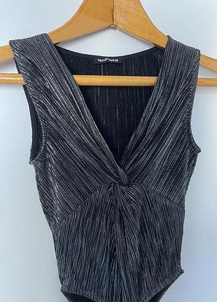 Боді з декольте ♥️