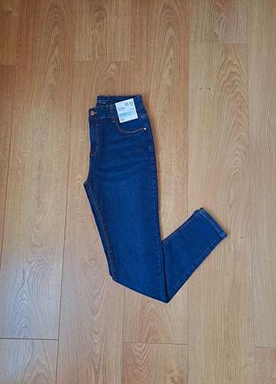 Голубые джинсы скинни для девочки