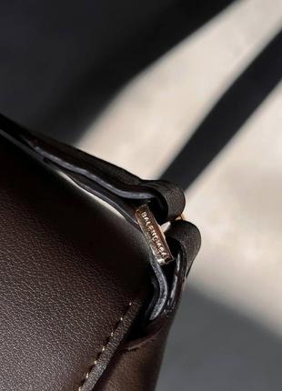 Элегантная классическая женская сумочка с ручками balenciaga сумка баленсиага брендовая кожаная коричневая5 фото