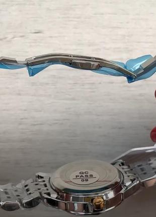 Женские кварцевые серебряные часы shengke dream со стальным регулируемым ремешком9 фото