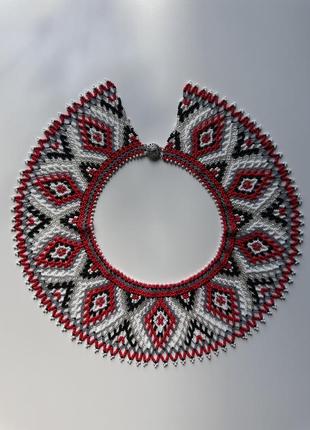 Ожерелье-силия из бисера