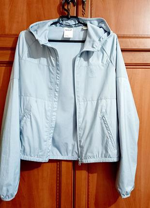 Вітрівка жіноча з капюшоном reebok classik. р.44.xs.