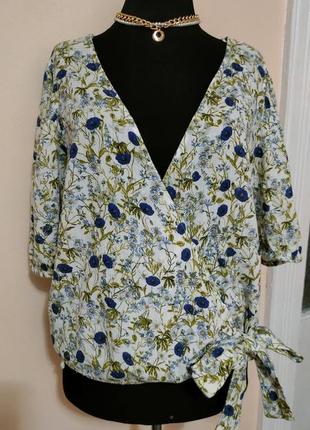 Блуза жіноча стильна тренд квітковий принт легенька літня на запах