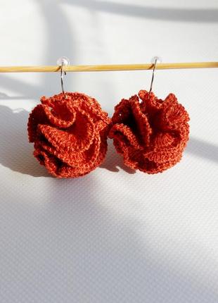 Серьги ручной работы вязаные летние серьги