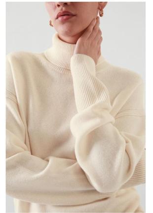Cos cashmere люксовий світер гольф нюдовий кашемір