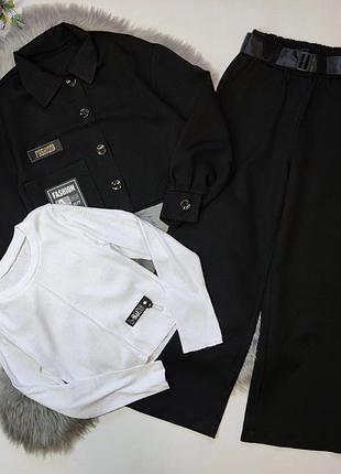 Стильный брючный костюм