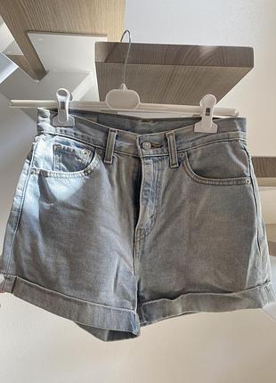 Шорти levis