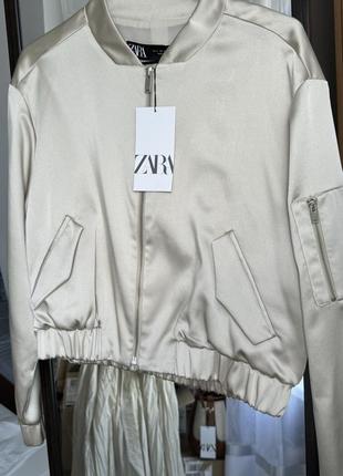 Бомбер zara куртка
