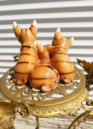 Статуэтка котята