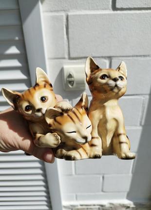 Статуэтка котята