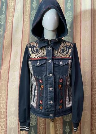 Джинсова куртка desigual