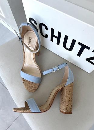 Босоножки кожаные schutz 37,5 37 кожа