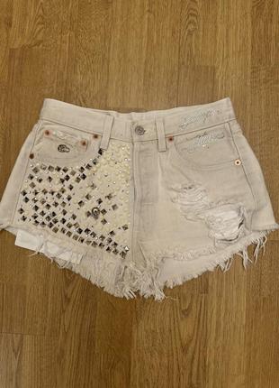 Шорты короткие levis джинс світлі беж з потертостями