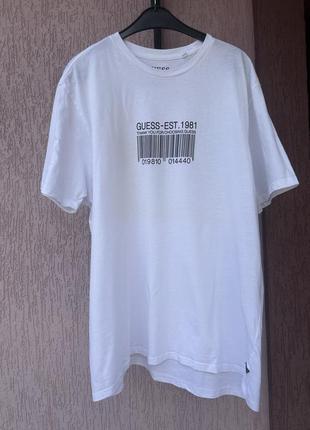 Футболка guess
