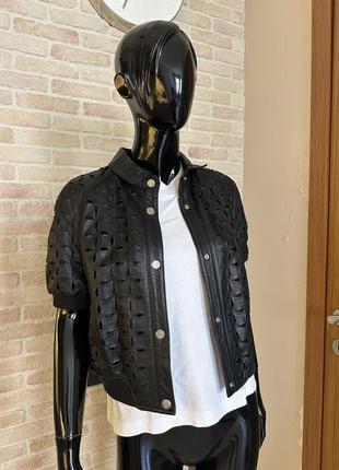 Безрукавка кожаная versace jeans