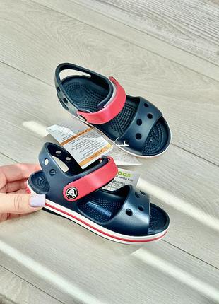 Босоідки crocs