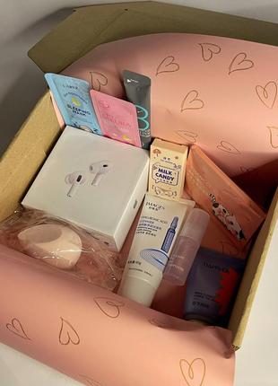 Подарунковий бокс airpods pro2 + косметика