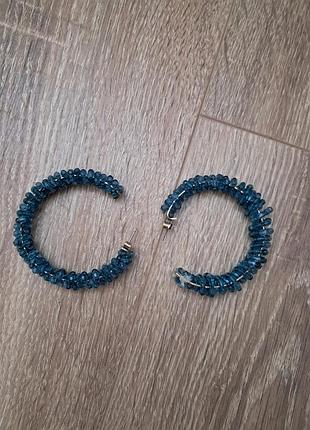 Сережки великі